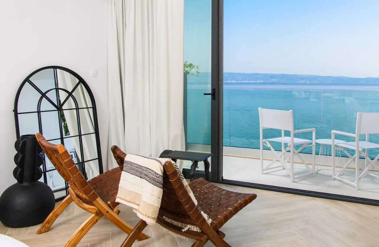 Gallery Luxury Suites & Rooms-Only Adults Split Apartmán
